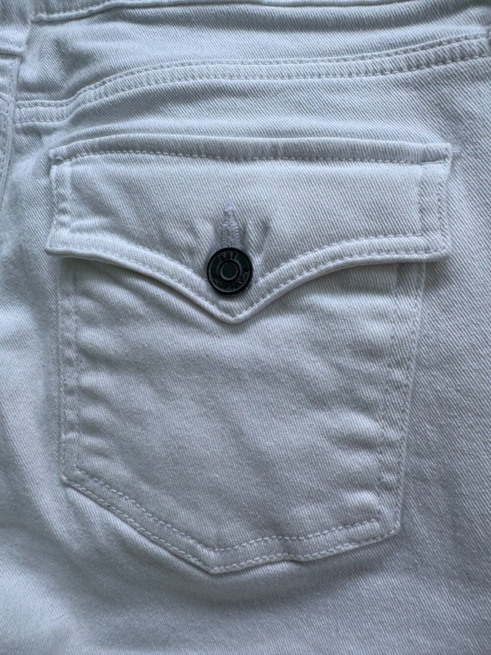 Kut From The Cloth Nikki Mid Rise Ankle Flare White Jeans Size 8 - Picture 11 of 13